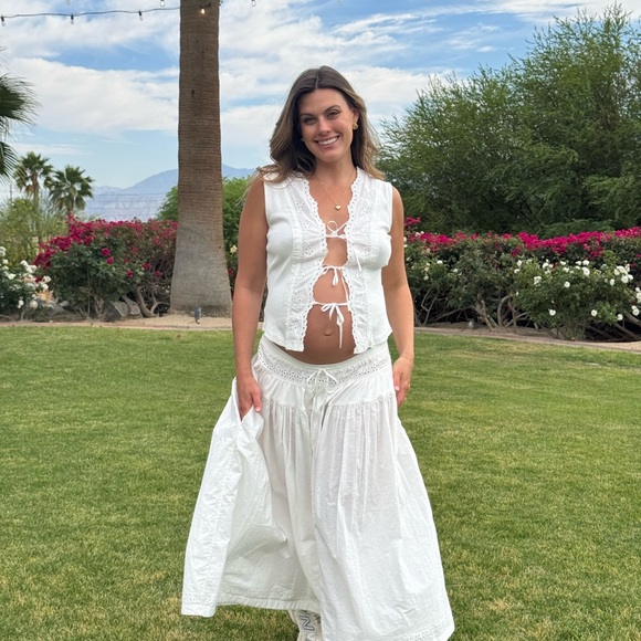 Maternity White Lace Trim Two-Piece Set - Picture 1 of 2